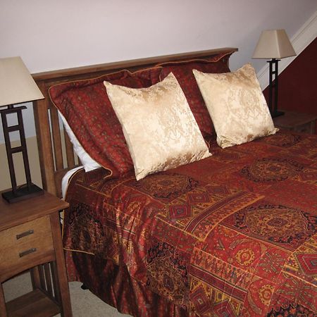 Genelle House B&B Guest House Buitenkant foto