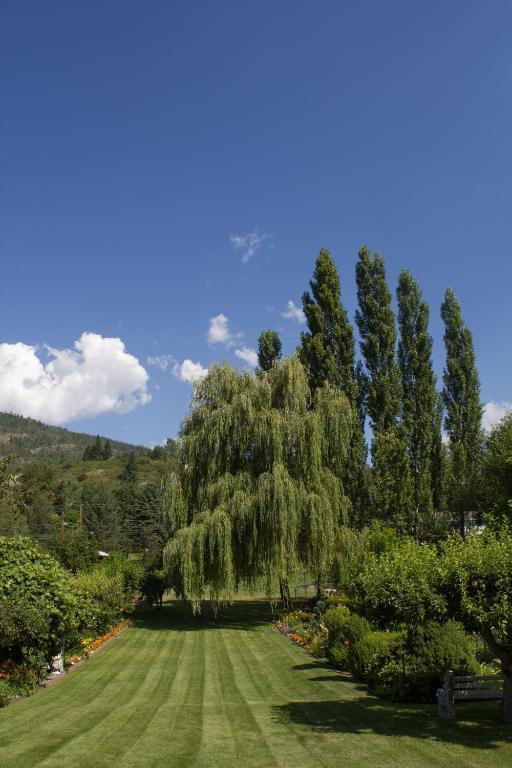 Genelle House B&B Guest House Buitenkant foto